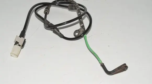 Land Rover Discovery 4 - LR4 Brake pads wear sensor 