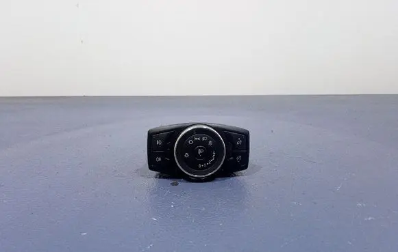 Ford Mondeo MK I Light switch DG9T13D061HCW