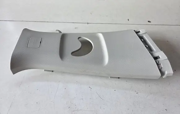 MG MG4 ev Seat belt trim 11145682