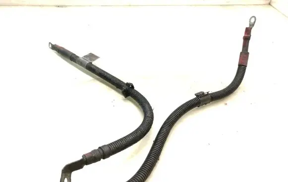 BMW 5 E39 Positive cable (battery) 2247942