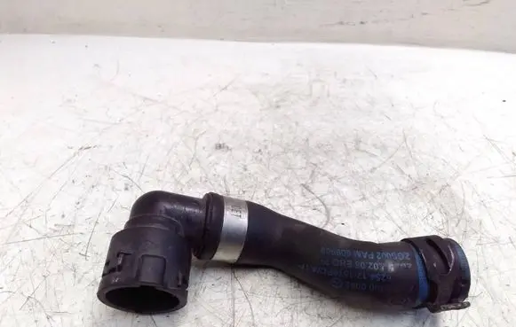 Mercedes-Benz GLA W156 Engine coolant pipe/hose A6512000082
