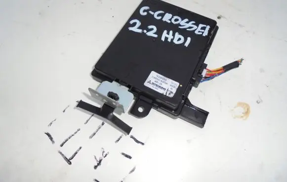 Citroen C-Crosser Fan control module 7820A055