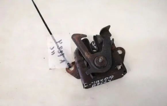 Mazda Premacy Engine bonnet/hood lock/catch