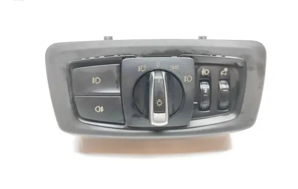 BMW 2 F46 Light switch 6824890 36160001466013 3473040105