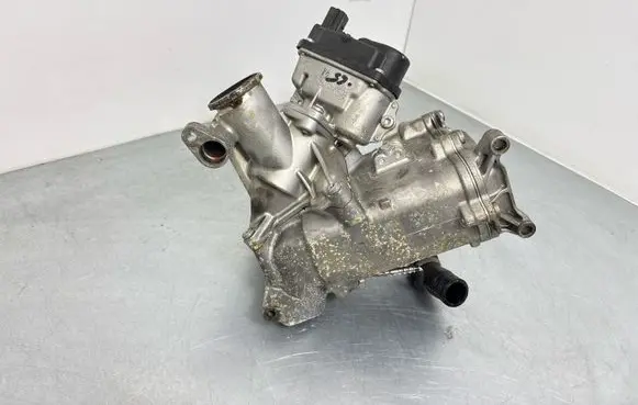 Audi Q5 SQ5 EGR valve cooler 059131515EA