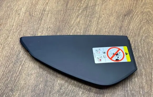 Porsche Macan (95B) Dashboard side end trim 95B857175B