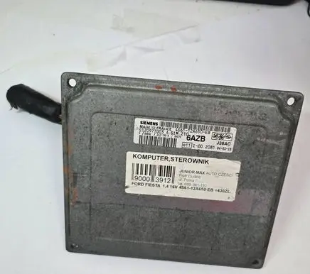 Ford Fiesta Engine control unit/module 4S6112A650EB 6AZB S120977003A