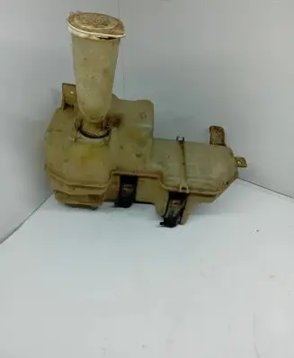 Mitsubishi Pajero Pinin Windshield washer fluid reservoir/tank