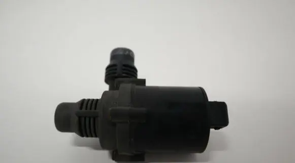 BMW 5 E60 E61 Electric auxiliary coolant/water pump 70207801