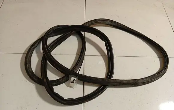Ford S-MAX Trunk rubber seal (body) 