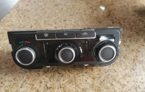 Volkswagen PASSAT B7 Climate control unit 7N0907426AM