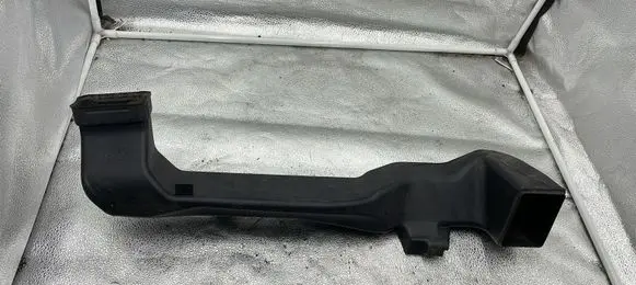 Cabin air duct channel