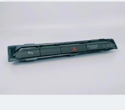 Volkswagen PASSAT Hazard light switch 3G1853770A
