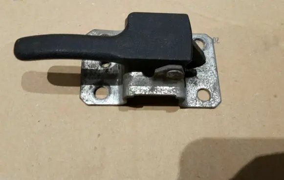Volkswagen Golf I Front door interior handle 171837226
