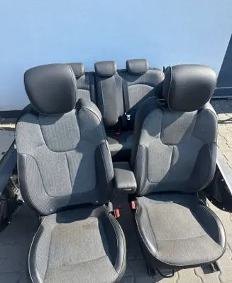 Renault Captur Seat set 