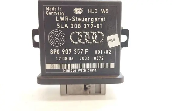 Audi A3 S3 8P Light module LCM 8P0907357F