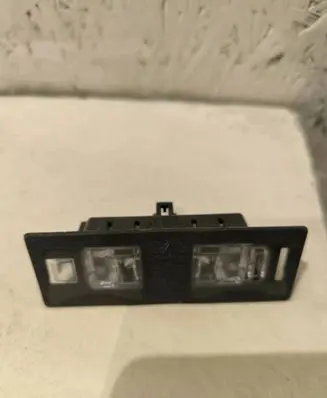 Audi Q3 8U Number plate light 8W6943021A