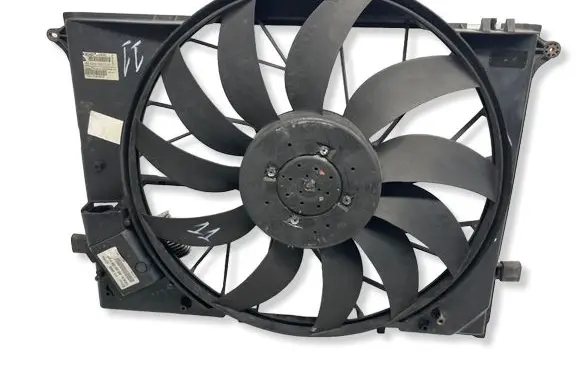 Mercedes-Benz S W220 Electric radiator cooling fan A2205000193
