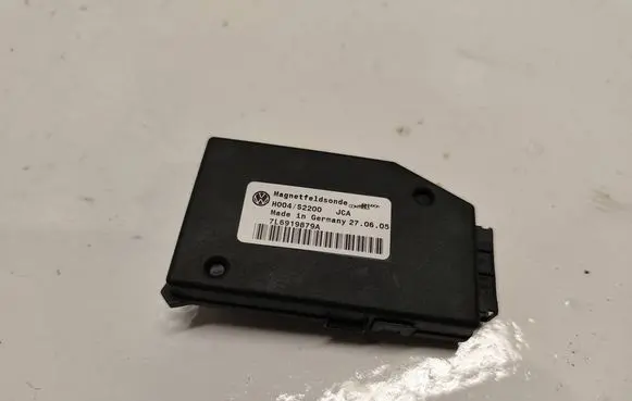 Volkswagen Touareg I Other control units/modules 7L6919879A H004S2200