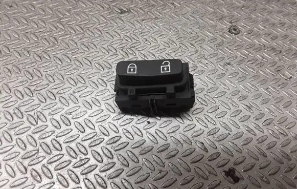 Volvo V70 Central locking switch button 30710476