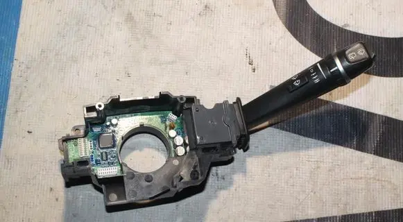 Volvo XC90 Indicator stalk 30739218