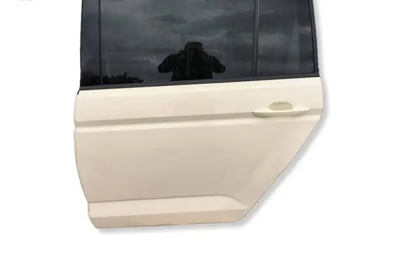 Volkswagen Touran III Rear door 