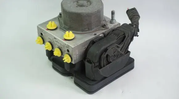 Suzuki Swift III ABS Pump 5611068LA0 0265242044 0265956013