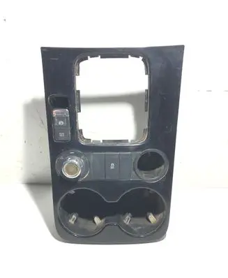 Volkswagen Touareg II Center console 7P6858602