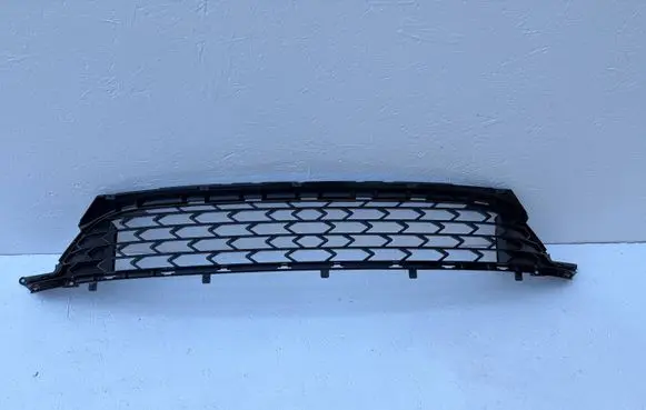Toyota Corolla E210 E21 Front bumper lower grill 5316502160