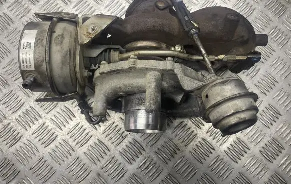 Mercedes-Benz X-class W470 Turbo H8201393211 8460151 GT2260S