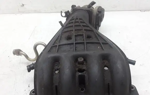 Volkswagen Sharan Intake manifold 037133205