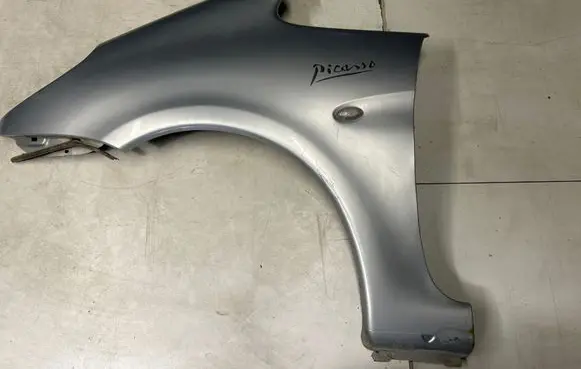 Citroen Xsara Picasso Fender 