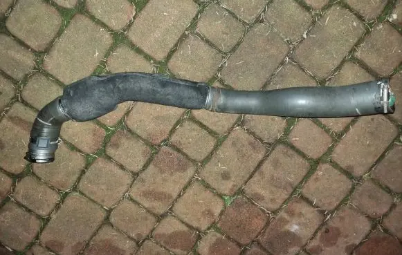 Renault Master II Turbo air intake inlet pipe/hose 8200605907 4417411 93190448