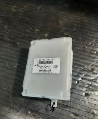 Nissan Juke I F15 Air conditioner control unit module 277601KG0B