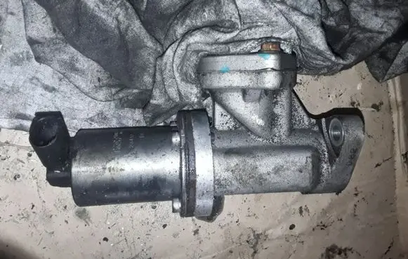 KIA Carens I EGR valve 2841027410