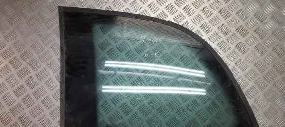 Opel Zafira A Rear side window