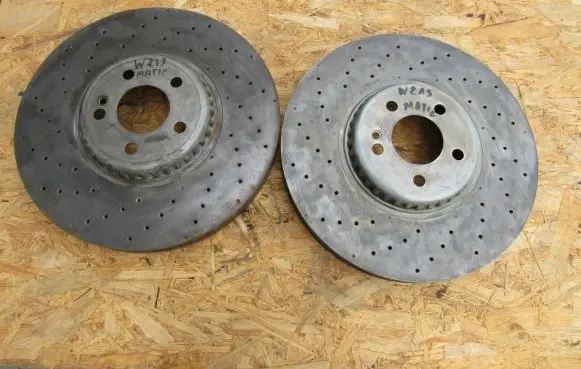 Mercedes-Benz E W213 Front brake disc A0004212312