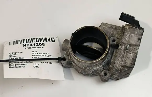 Volkswagen Phaeton Throttle valve 4E0145950J