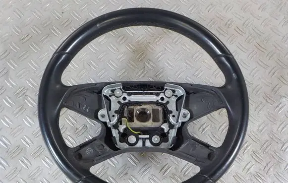 Mercedes-Benz E W212 Steering wheel