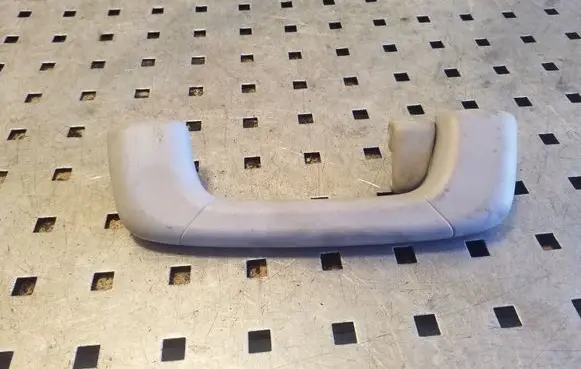 Hyundai i40 Rear interior roof grab handle 853413Z200