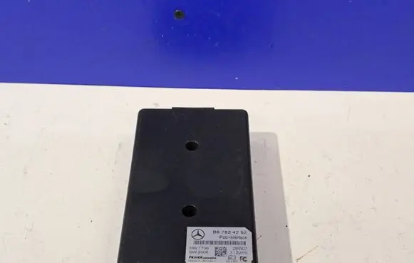 Mercedes-Benz ML W164 Phone control unit/module B67824252