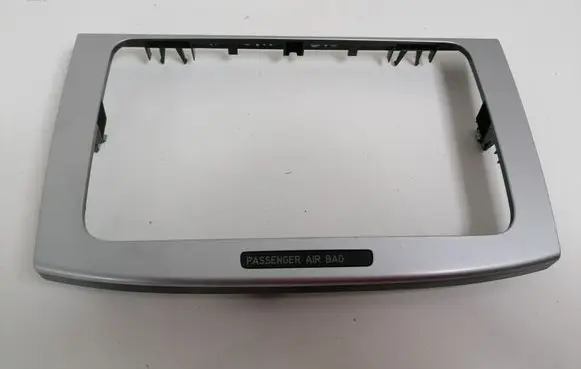 Volkswagen PASSAT B6 Radio/GPS head unit trim 3C0858069AC
