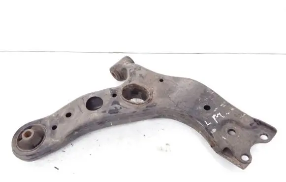 Toyota RAV 4 (XA40) Front lower control arm/wishbone