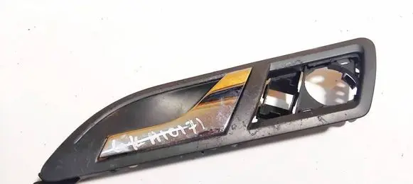 Skoda Superb B5 (3U) Rear door interior handle 3u5839247