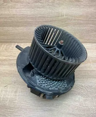 Volkswagen PASSAT B6 Heater fan/blower 3C0907521 3C1820015E
