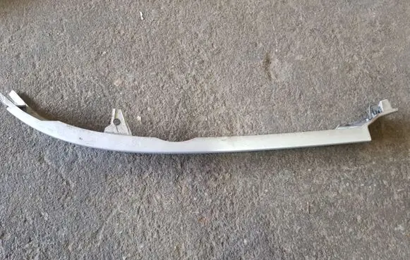 Mercedes-Benz ML W163 Under headlight/headlamp trim 1638260177