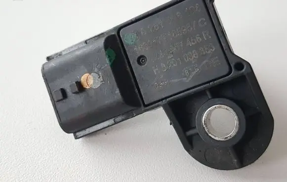 Nissan X-Trail T32 Air pressure sensor 223657458R 0281006108 8201038353