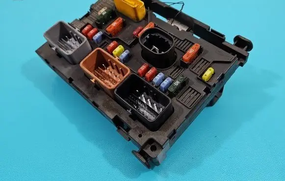 Citroen C4 Grand Picasso Central body control module 9664055680 IMPRK1450890