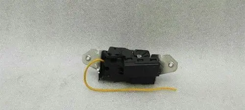 Mercedes-Benz AMG GT 4 x290 w290 Tailgate boot lock/latch motor A1907402300