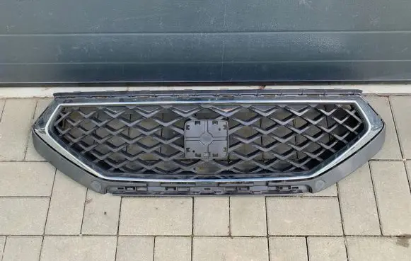 Seat Tarraco Front grill